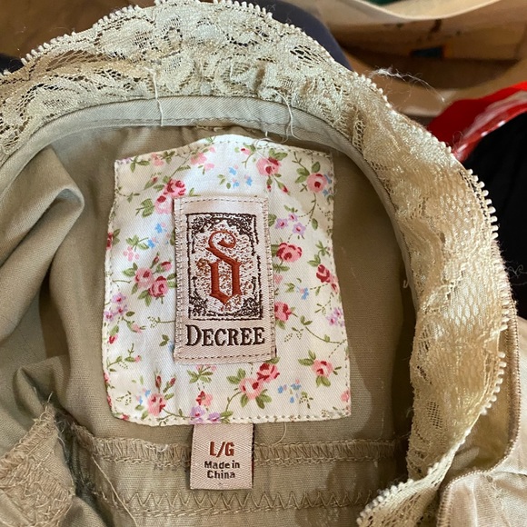 Decree tan jacket - Picture 2 of 2